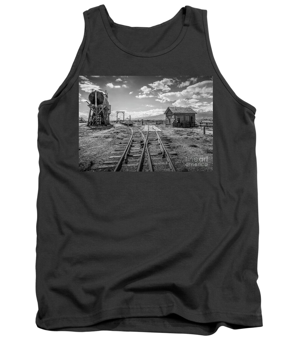 Boxcars Tank Top featuring the photograph End of the Line by Dusty Wynne