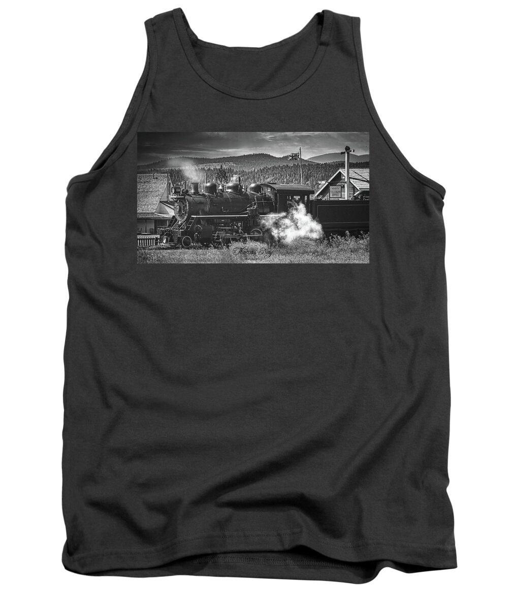  Fort Steele Tank Top featuring the photograph Historic Train by Thomas Nay