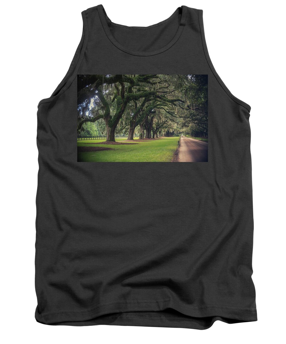 Boone Hall Tank Top featuring the photograph Pristine Boone Hall by Ray Devlin