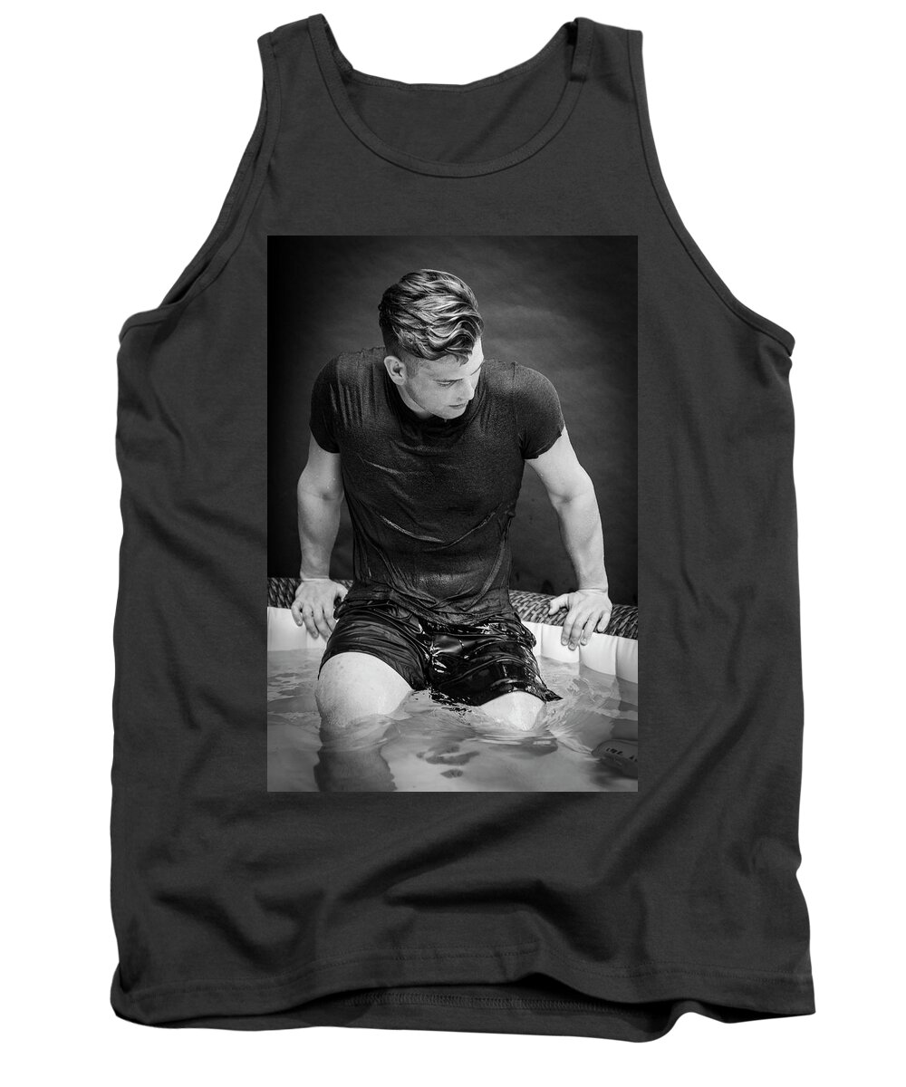 Dv8photography.ca Tank Top featuring the photograph Soaked by Jim Whitley