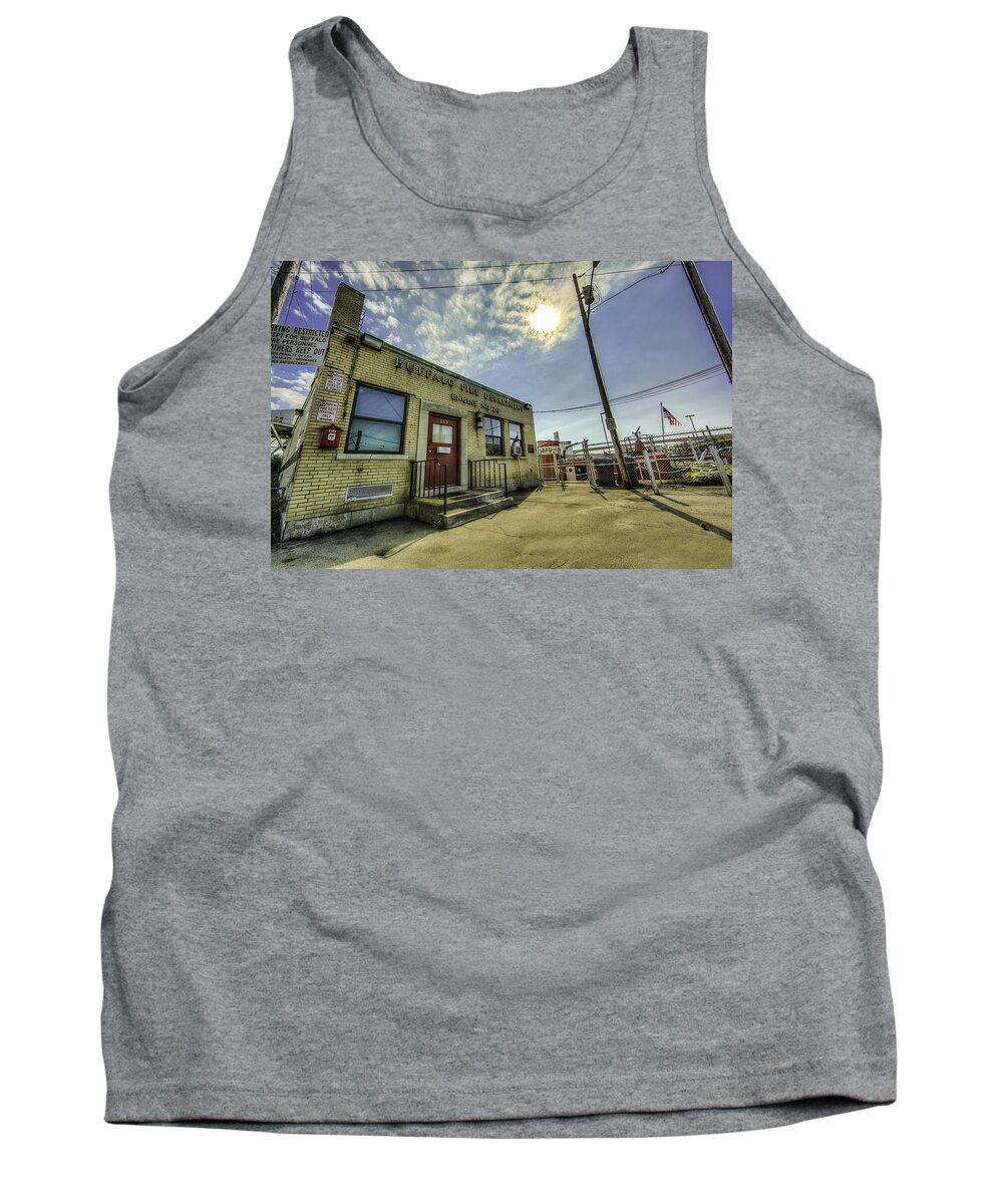 Buffalo Photographs Tank Top featuring the photograph Engine 20 by John Angelo Lattanzio