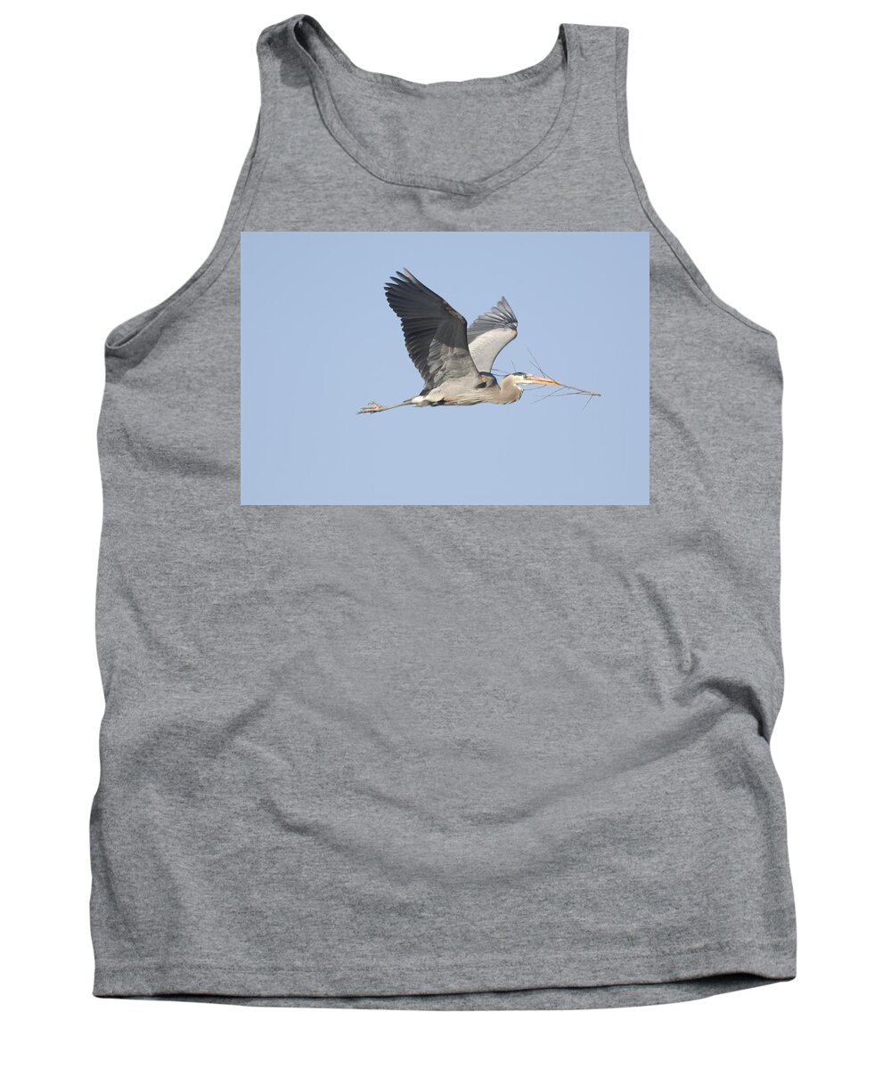 535717 Tank Top featuring the photograph Great Blue Heron With Nest Material by Steve Gettle