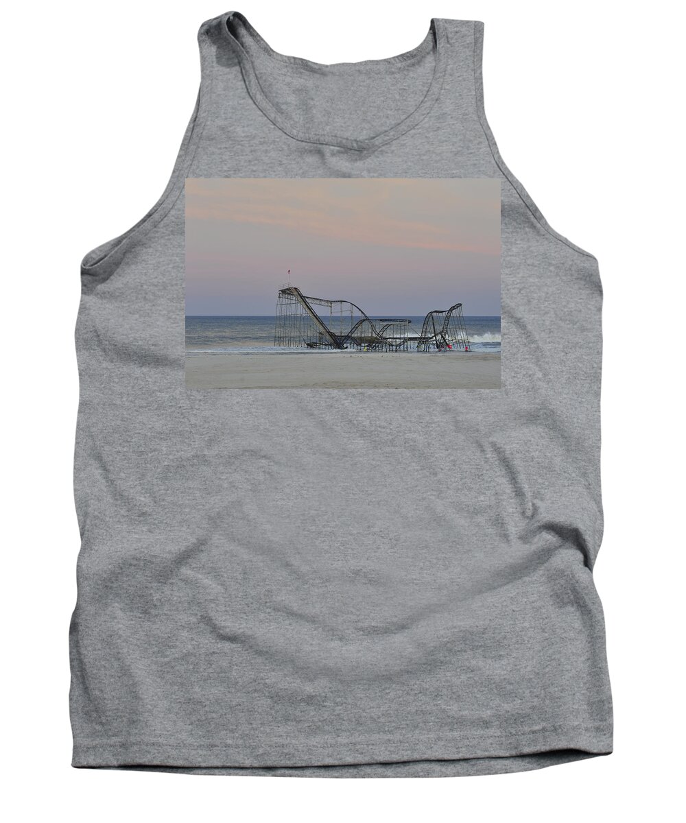 Jet Star Tank Top featuring the photograph Jet Star at Dusk by Terry DeLuco