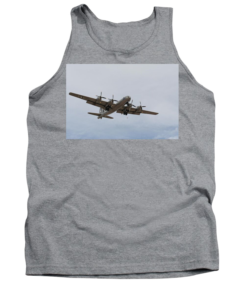 Air Tank Top featuring the photograph On Final by David S Reynolds