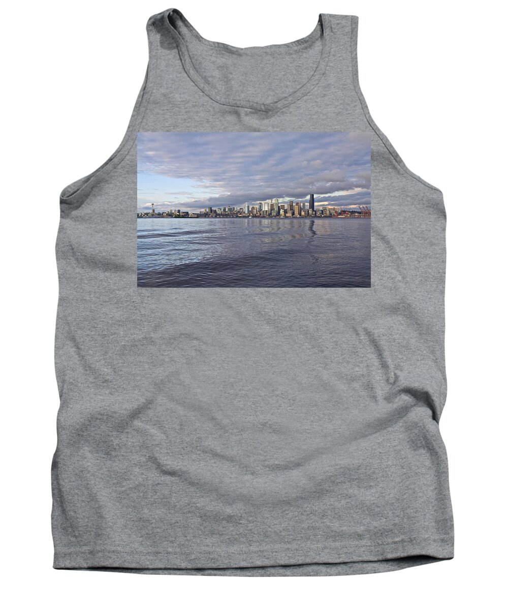 Sun Set Tank Top featuring the photograph Seattle skyline Cityscape by SC Heffner