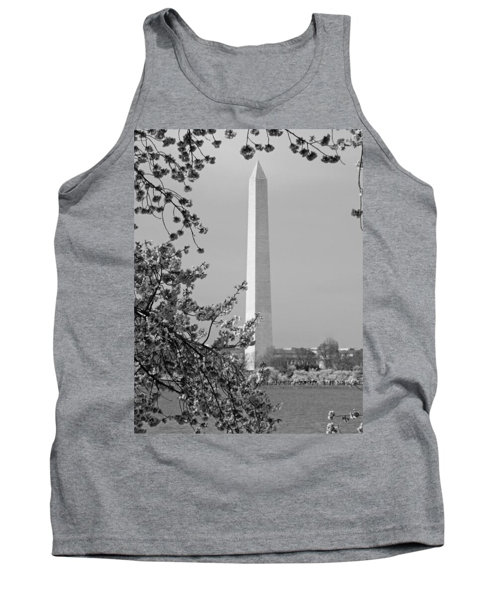 Cherry Blossoms Tank Top featuring the photograph Washington Monument and Cherry Blossoms in April by Emmy Vickers