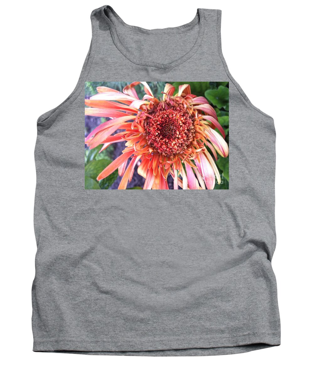 Red Flower Tank Top featuring the photograph Daisy in the Wind by Vonda Lawson-Rosa