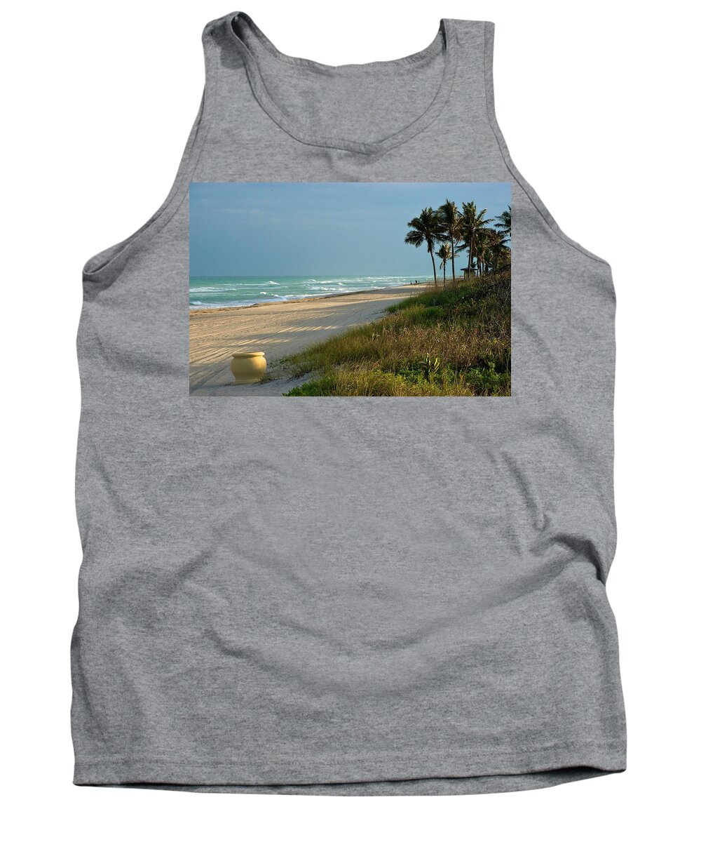 Atlantic Ocean Tank Top featuring the photograph Sunset Pot by Joseph Yarbrough