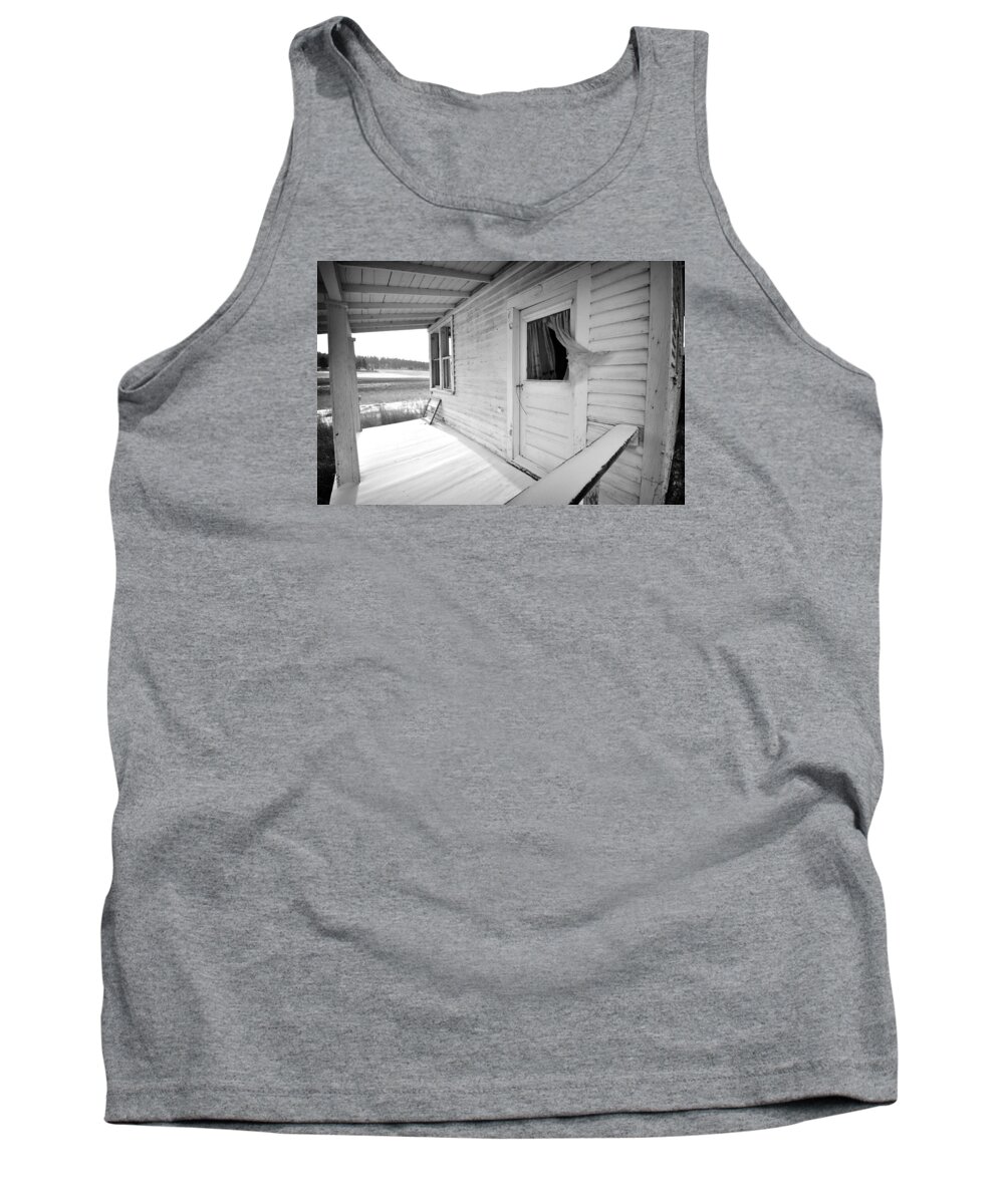 Mountain Tank Top featuring the photograph Abandoned Home by Jedediah Hohf