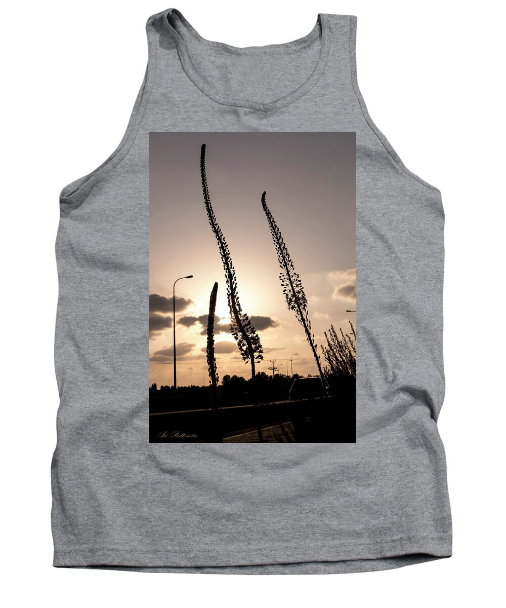 Wildflowers Tank Top featuring the photograph Autumn Alarm 02 by Arik Baltinester