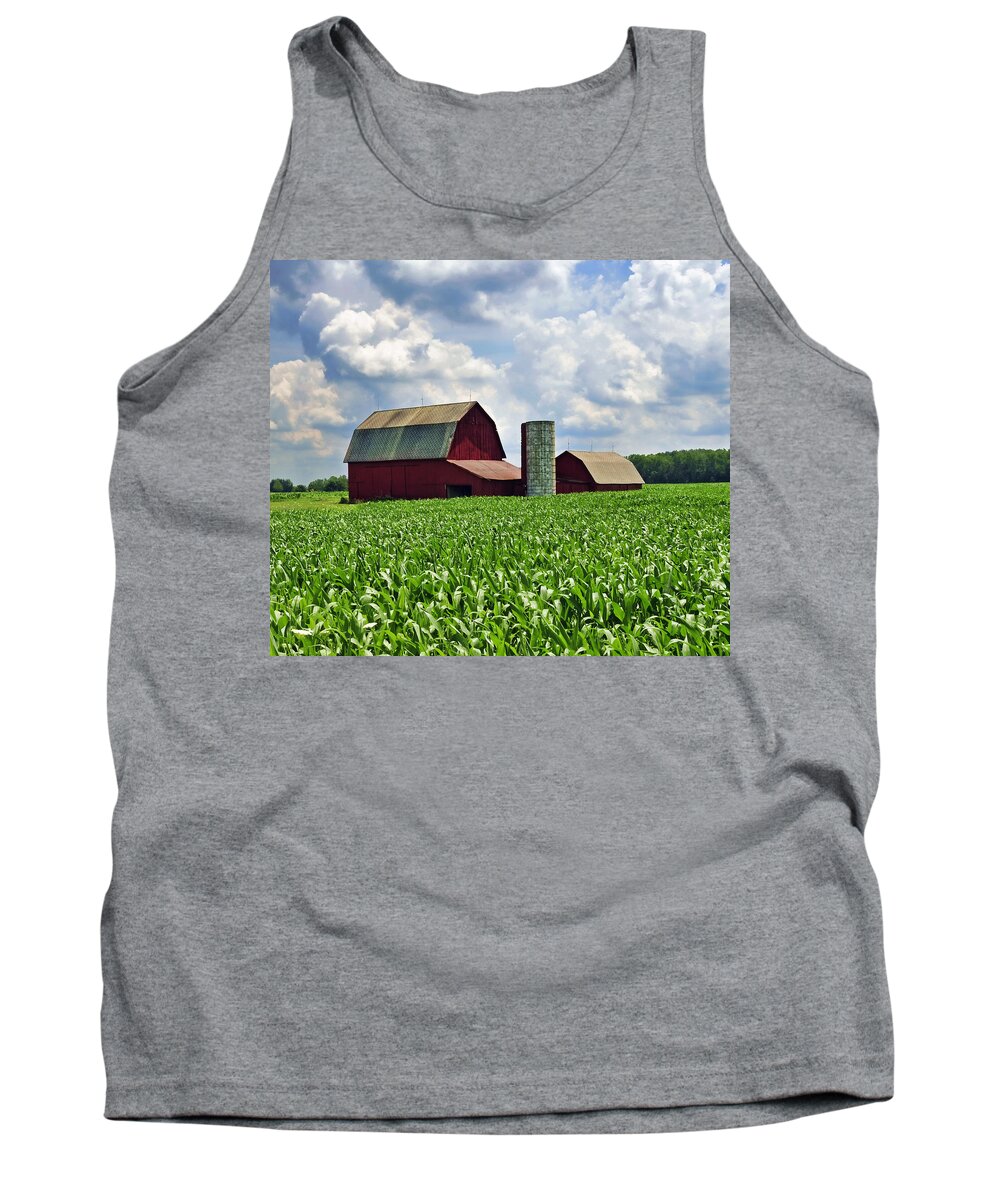 Barn Tank Top featuring the photograph Barn in the Corn by David Arment