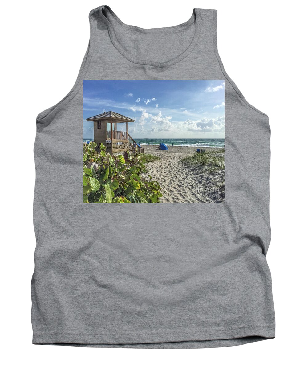 Delray Beach Tank Top featuring the photograph Delray Fun by William Wyckoff
