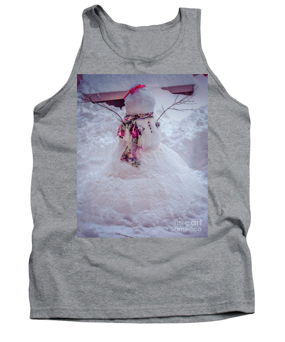 Canon Ef 70-200mm F/2.8l Is Ii Usm Tank Top featuring the photograph Faceless by Agnes Caruso