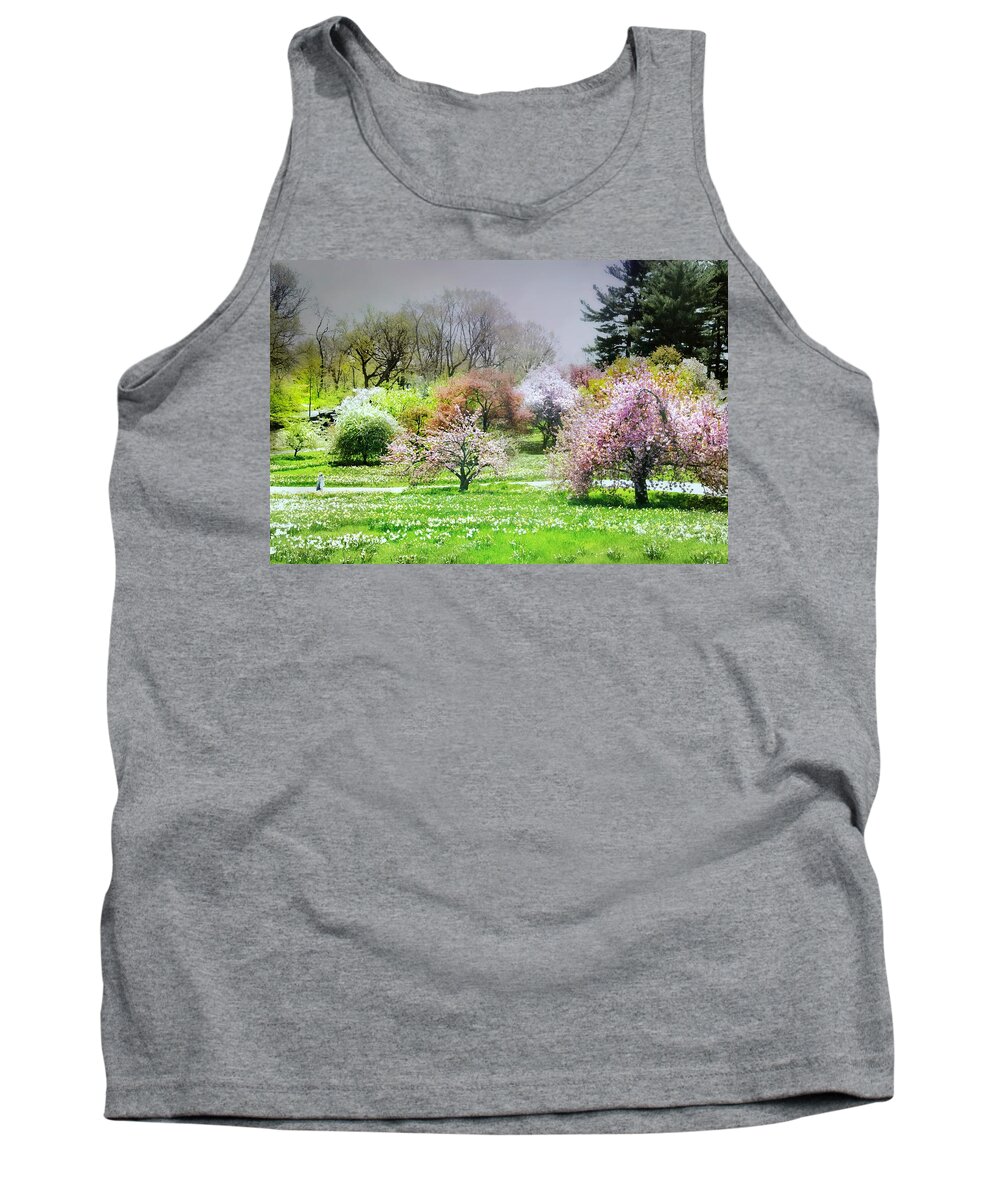 Nybg Tank Top featuring the photograph Garden Canvas by Diana Angstadt