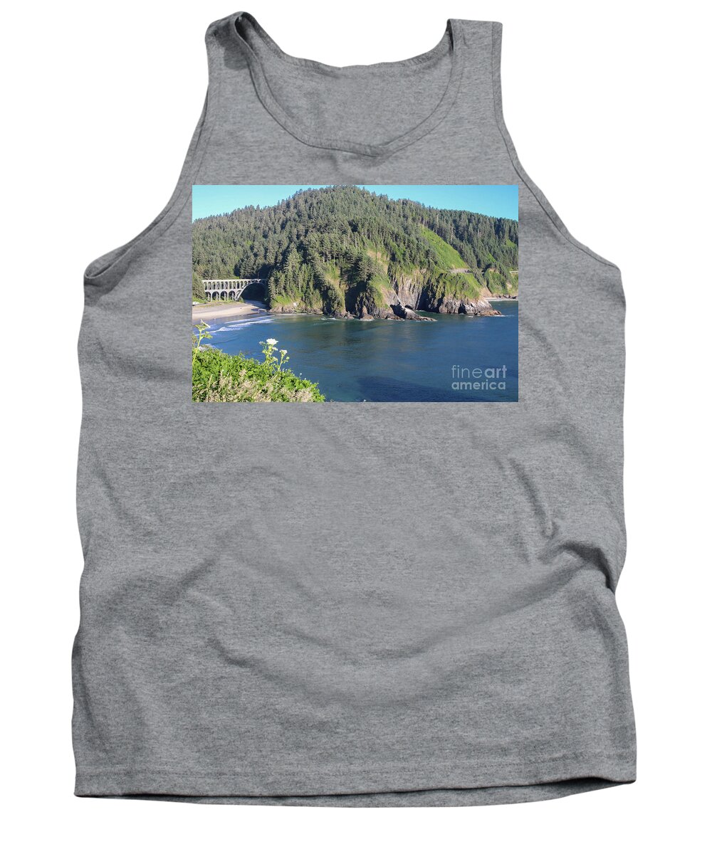 Heceta Head Tank Top featuring the photograph Heceta Head by Suzanne Luft