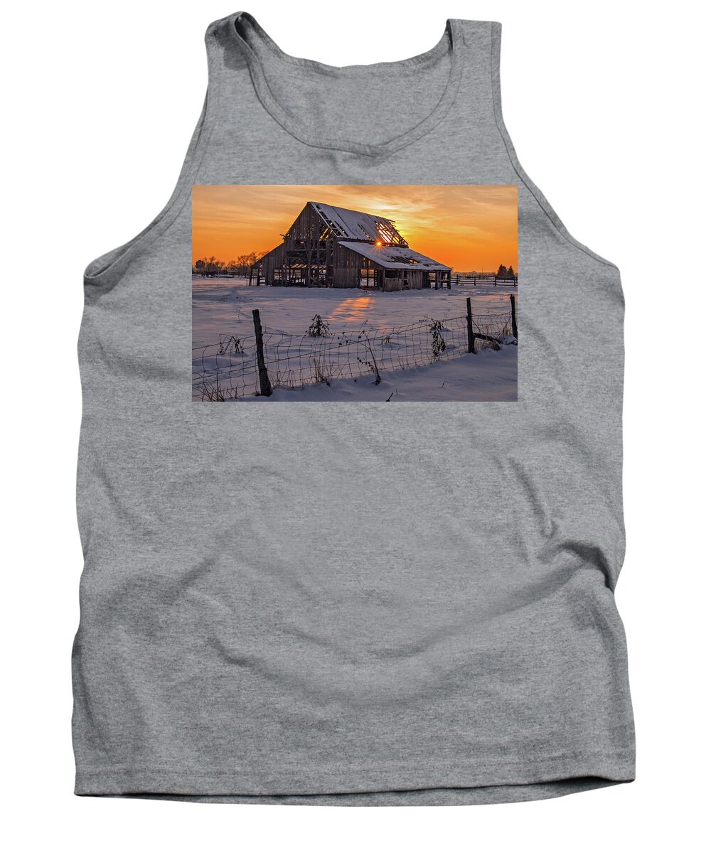Barn Tank Top featuring the photograph Mapleton Barn by Wesley Aston