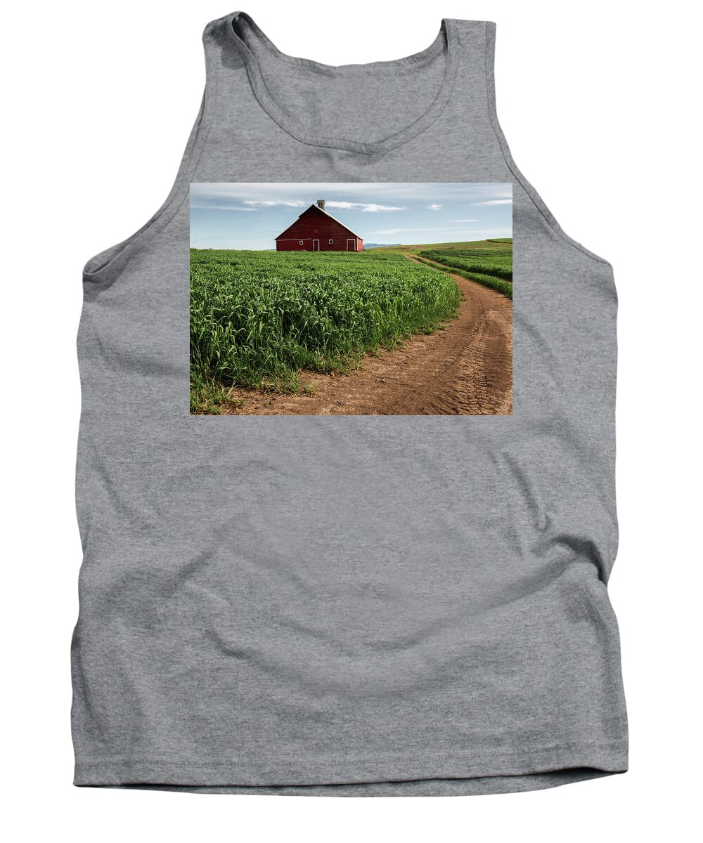 Barn Tank Top featuring the photograph Red Barn in Green Field by Bob Cournoyer