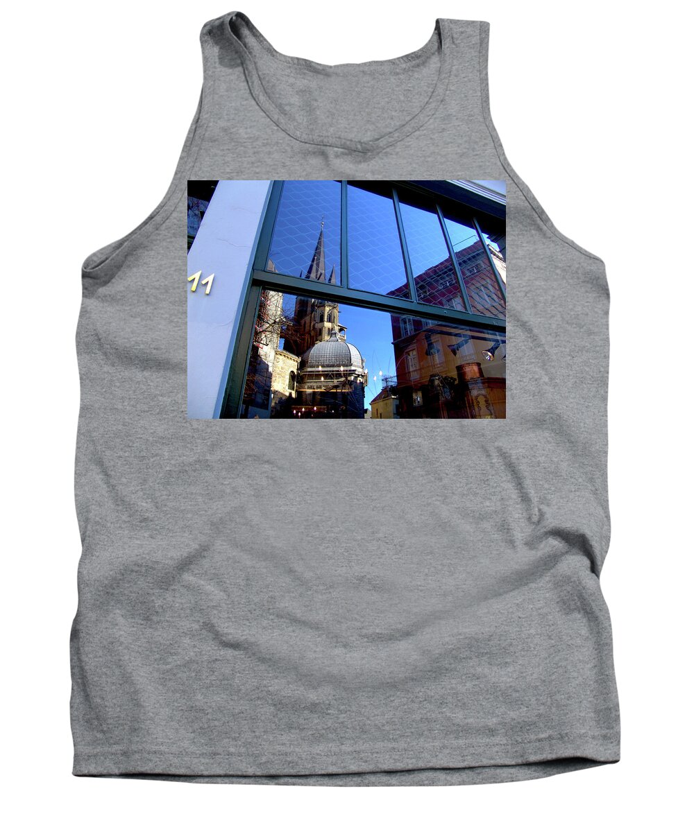 Panoramic Tank Top featuring the photograph Reflecting the Past by Tim Dussault