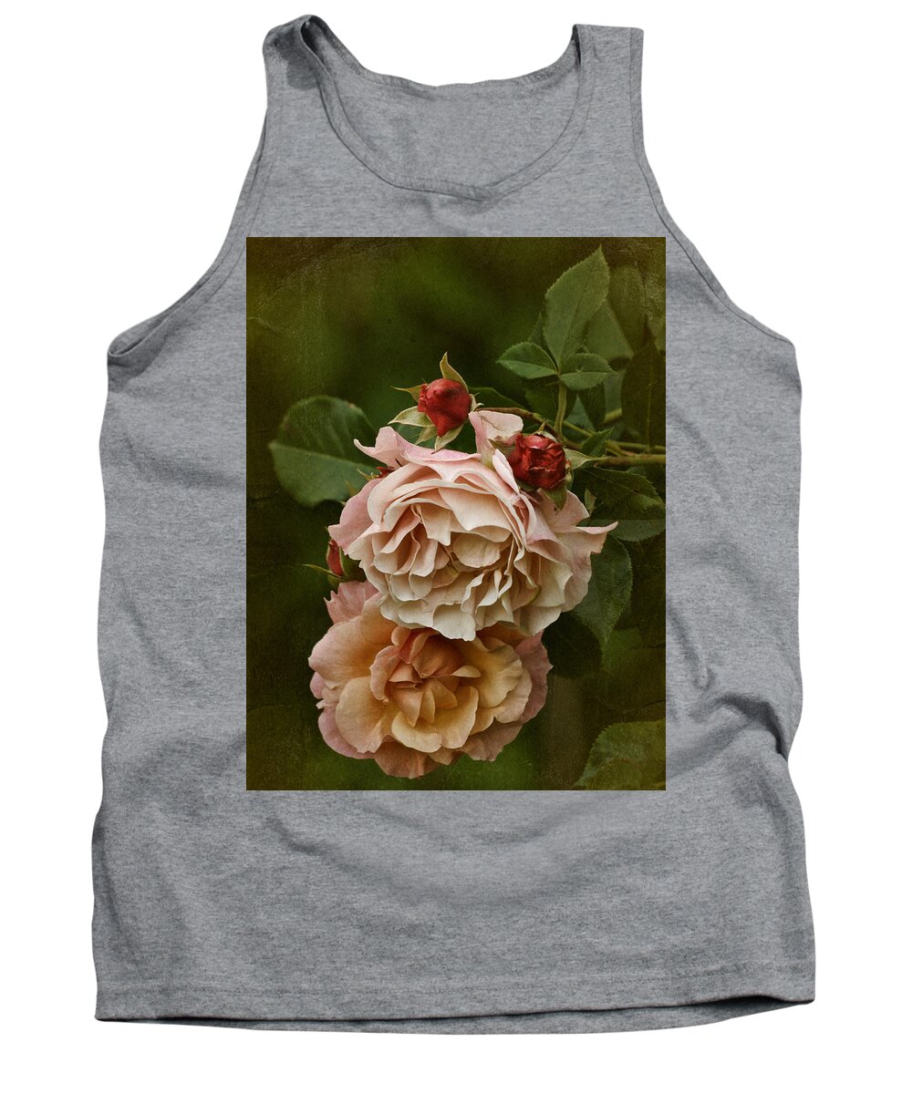 Roses Tank Top featuring the photograph Vintage Roses by Richard Cummings