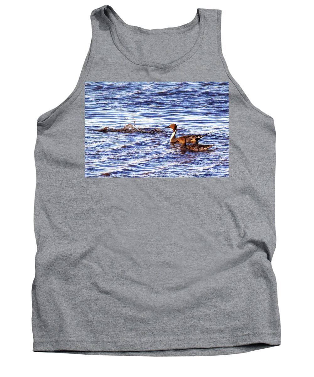 Ducks Unlimited Tank Top featuring the photograph Only The Splash Remains #1 by Robert Harris