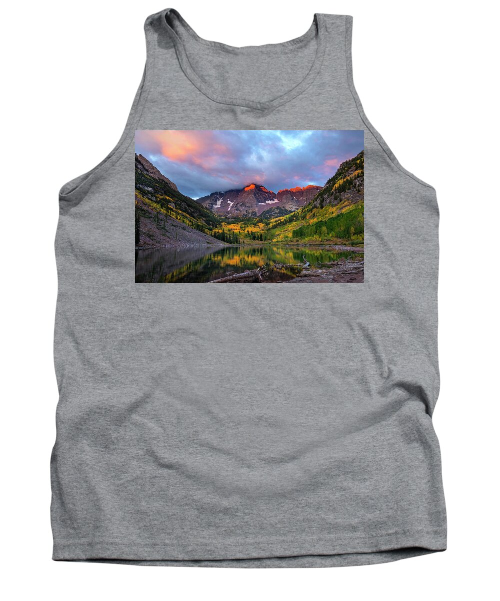 Maroon Bells Tank Top featuring the photograph Autumn Daybreak At The Bells by Harriet Feagin