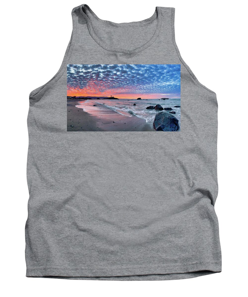 Crescent City Beach Sunrise Tank Top featuring the photograph Crescent City beach sunrise by Lynn Hopwood