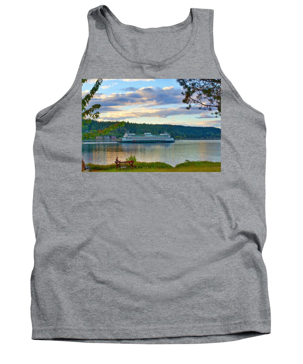 Landscape Tank Top featuring the photograph Dusk On Waterman Point by Bill TALICH