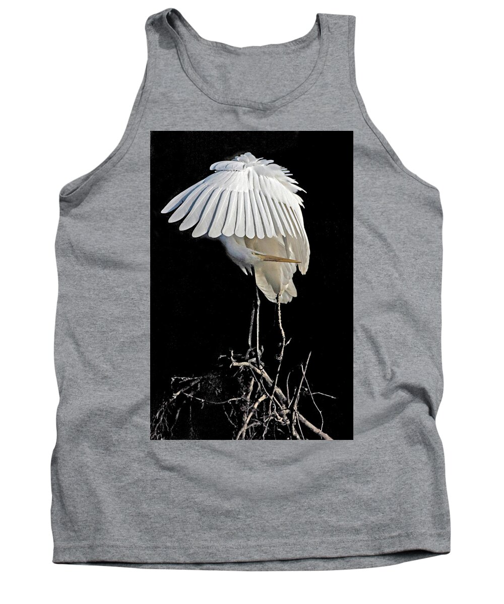 Egret Tank Top featuring the photograph Great Egret Bowing by William Jobes