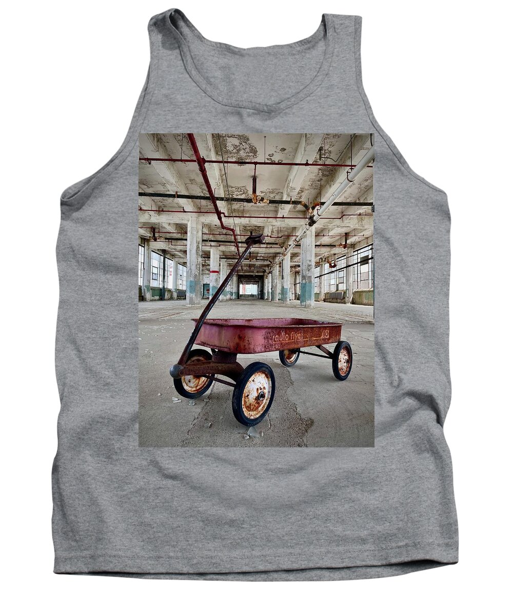 Wagon Tank Top featuring the photograph Radio Flyer Wagon by Jane Linders
