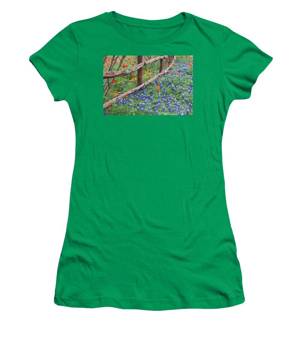 Flower And Fence Print Women's T-Shirt featuring the photograph Red Versus Blue by Joe Pratt