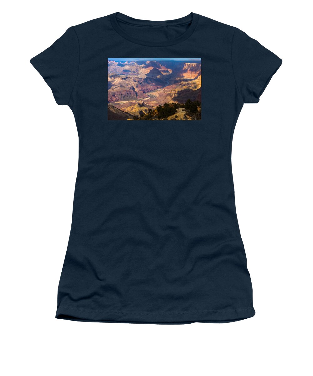 Arizona Women's T-Shirt featuring the photograph Expanse at Desert View by Ed Gleichman