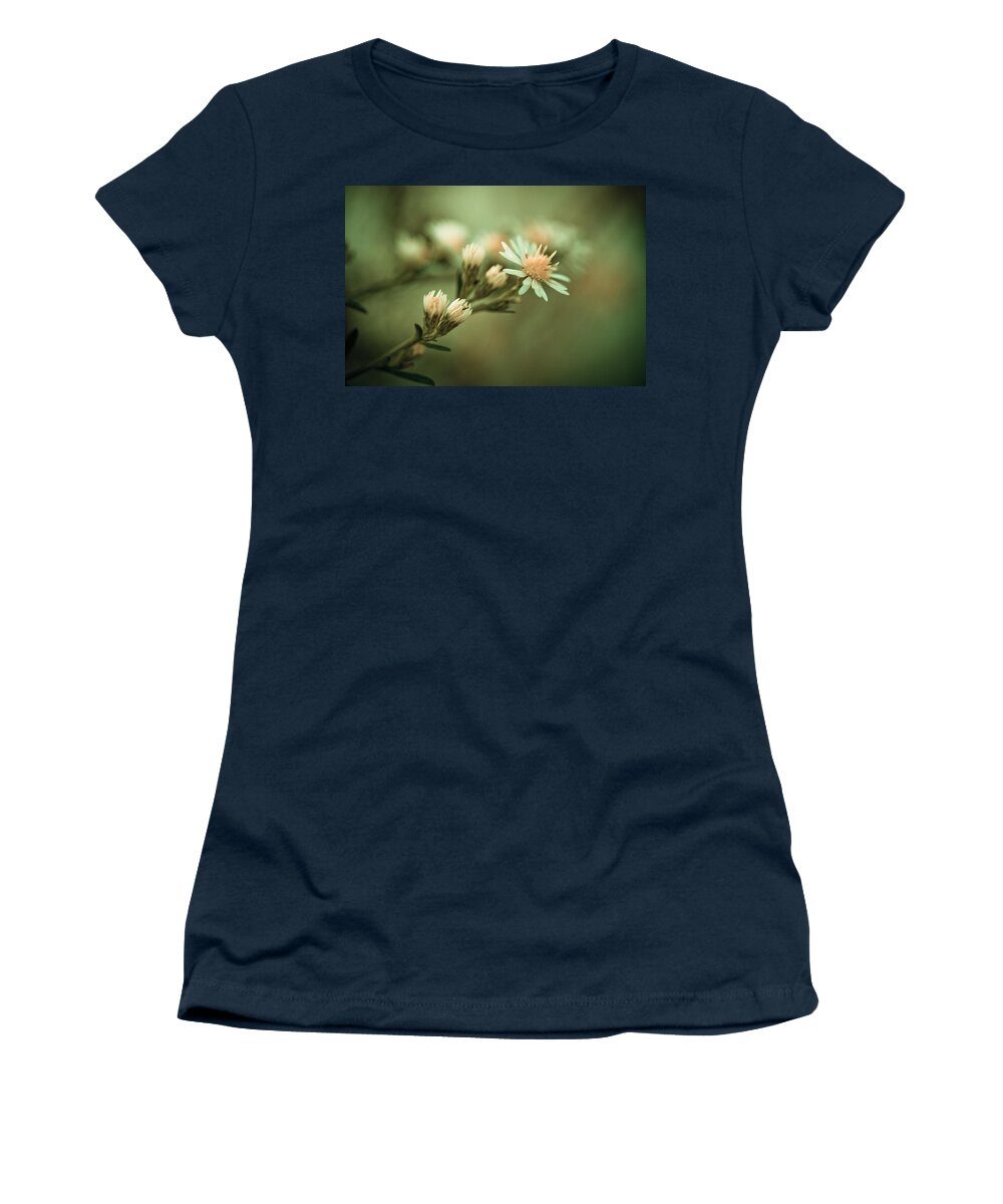 Flower Women's T-Shirt featuring the photograph Kiss by Shane Holsclaw