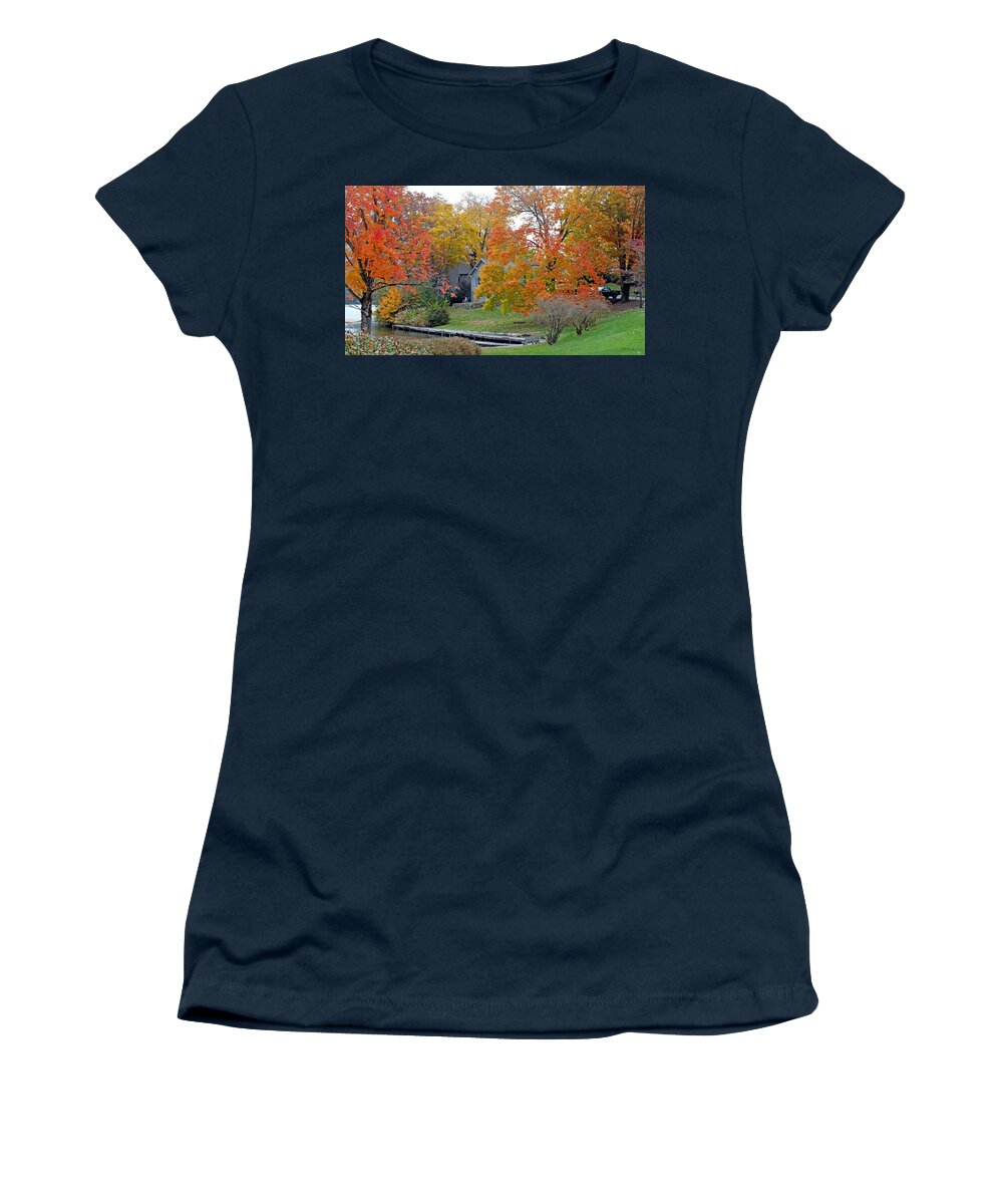 Duane Mccullough Women's T-Shirt featuring the photograph Lakeside at Toxaway in the Fall by Duane McCullough
