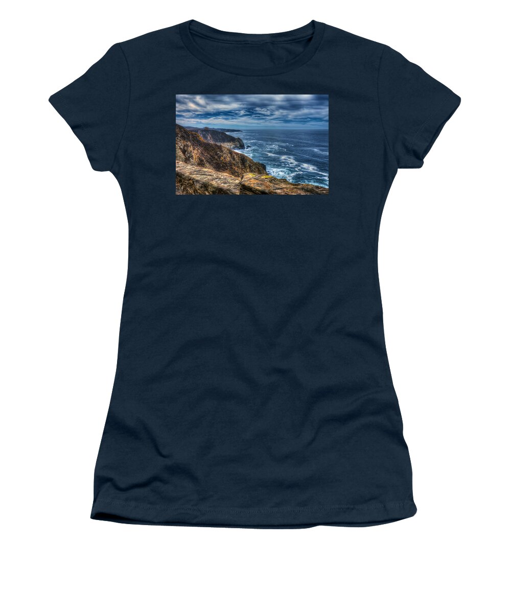 Devil's Slide Women's T-Shirt featuring the photograph Pacific Ocean and Cliffs at Devil's Slide in San Mateo County California 2 by Jennifer Rondinelli Reilly - Fine Art Photography