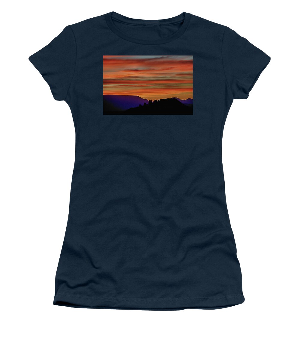 Sedona Arizona Sunset Women's T-Shirt featuring the photograph Sedona AZ Sunset 2 by Ron White