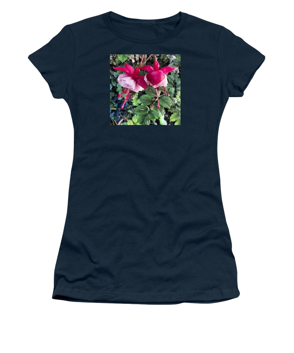 Flor Women's T-Shirt featuring the photograph The Simplicity of Nature by Sandra Lira