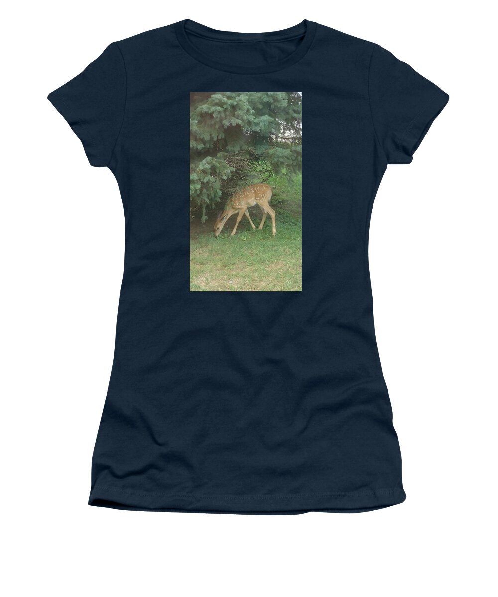 Fawn Women's T-Shirt featuring the photograph Fawn by Leslie Manley
