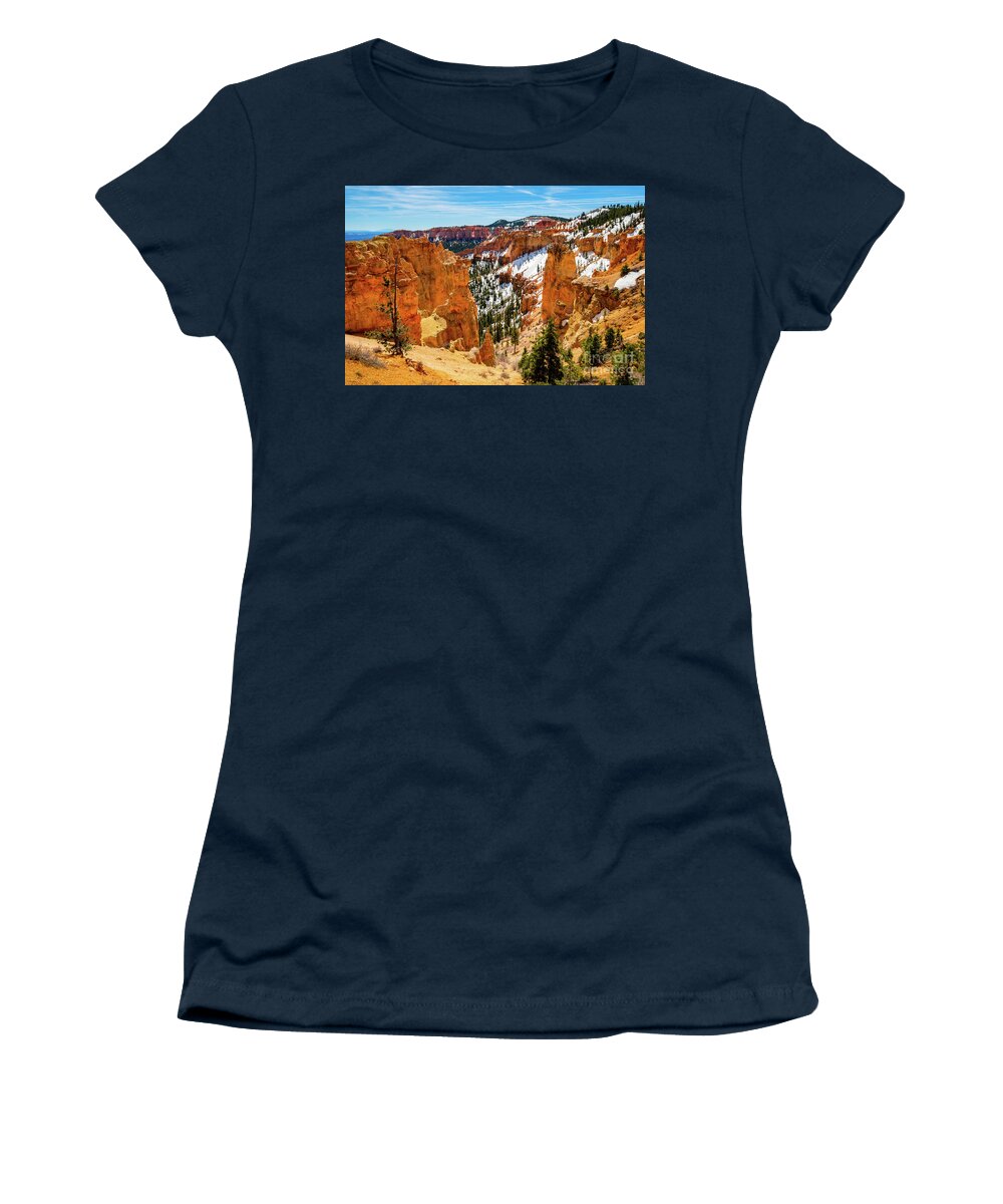 Black Birch Canyon Women's T-Shirt featuring the photograph Bryce Canyon Utah #5 by Raul Rodriguez