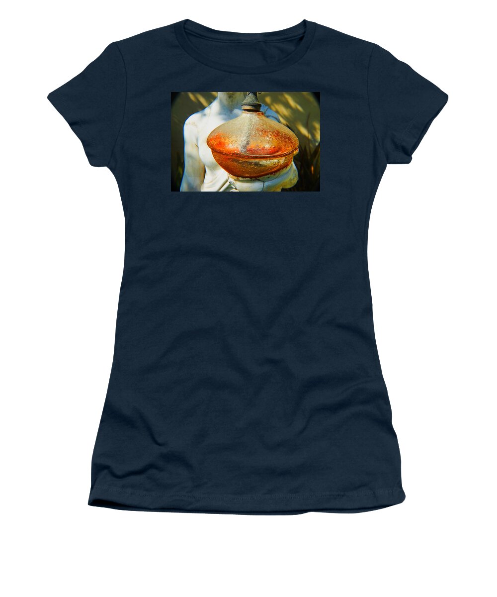 Statue Women's T-Shirt featuring the photograph A Light of Love by Giorgio Tuscani