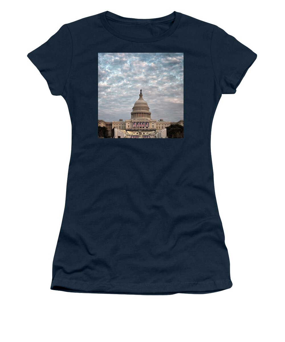 Capitol Women's T-Shirt featuring the photograph Dressed For The Show by Robert Fawcett