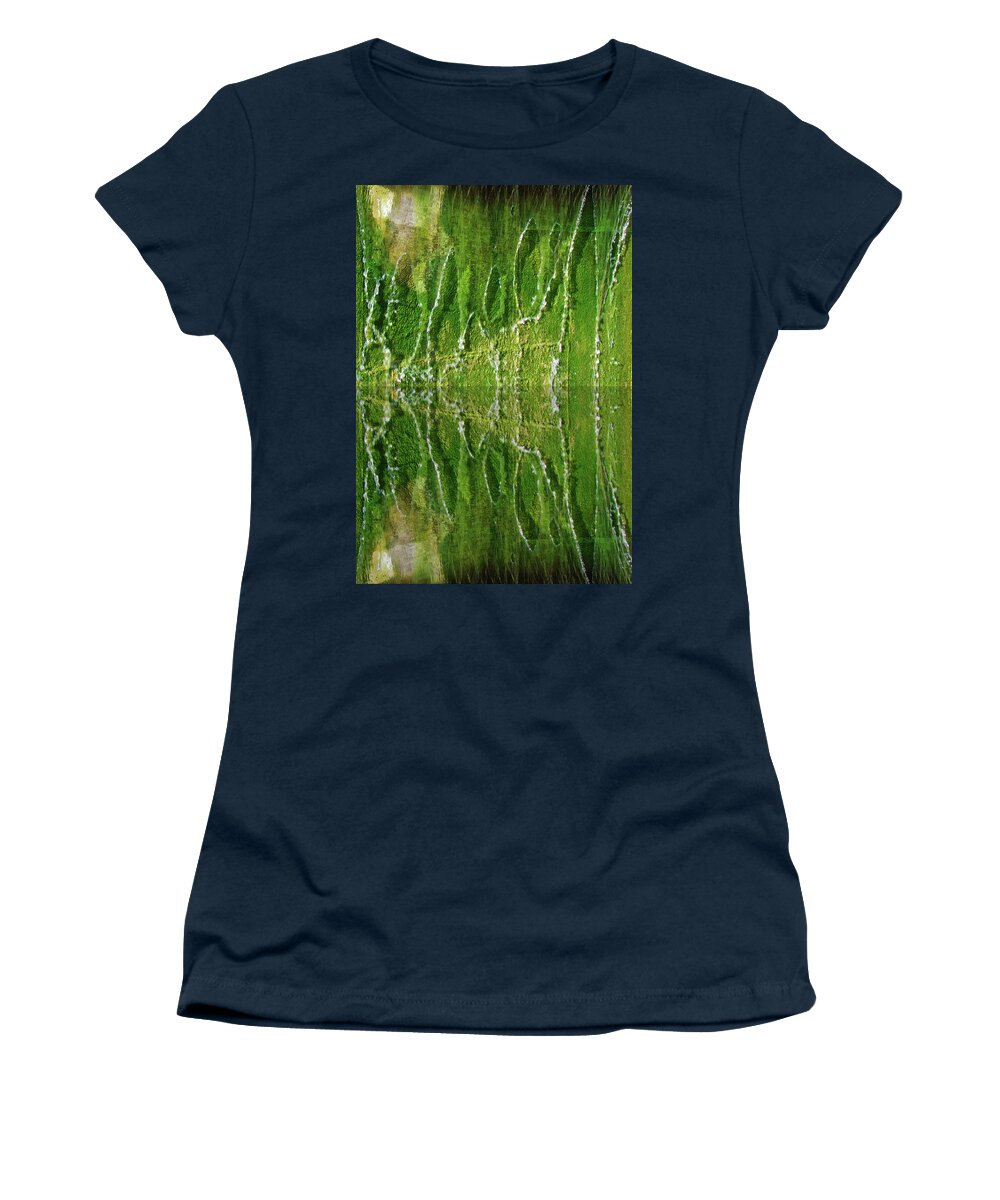 Water Women's T-Shirt featuring the photograph Fountain Reflections by Cynthia Guinn