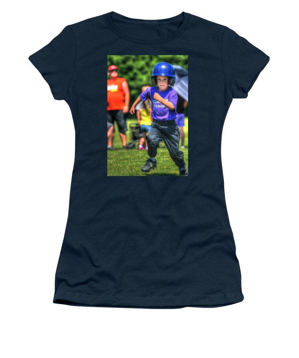 Mcminnville Women's T-Shirt featuring the photograph Headed For Home 1817 by Jerry Sodorff