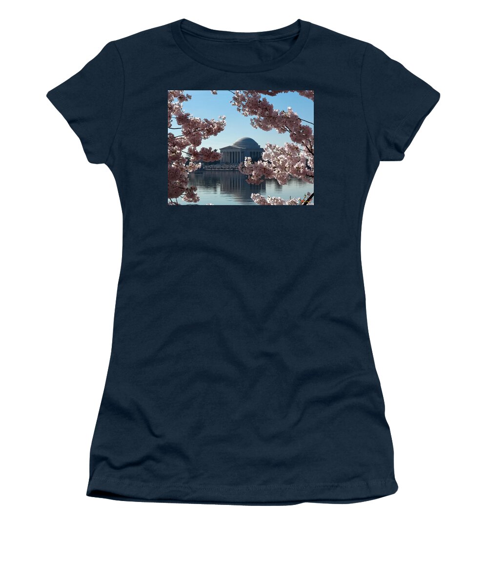 Washington D.c. Women's T-Shirt featuring the photograph Jefferson Memorial at Cherry Blossom Time on the Tidal Basin DS008 by Gerry Gantt