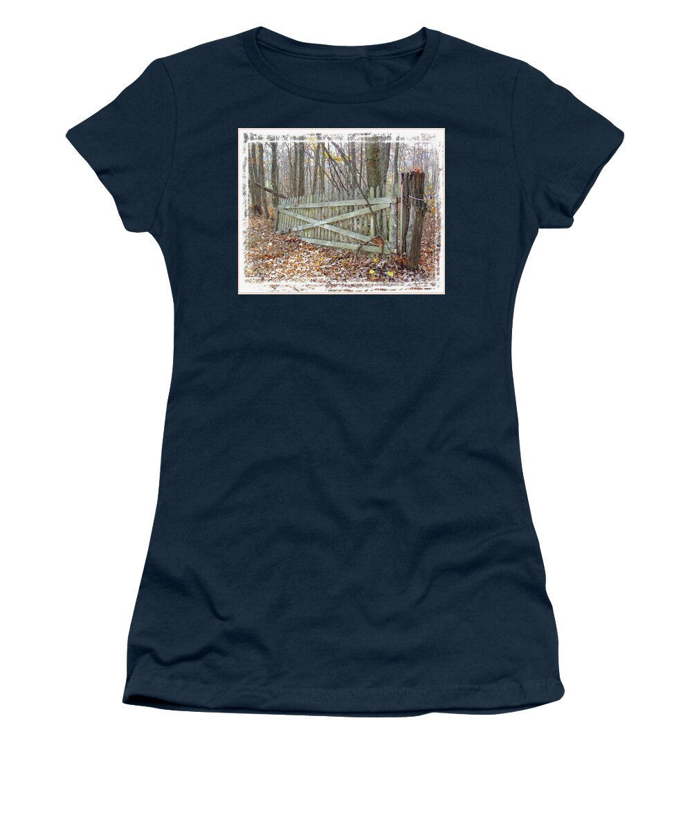 Elliott County Kentucky Women's T-Shirt featuring the photograph Old Gate by Randall Evans