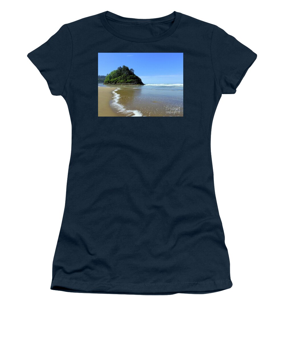 Proposal Rock Women's T-Shirt featuring the photograph Proposal Rock Coastline by Scott Cameron
