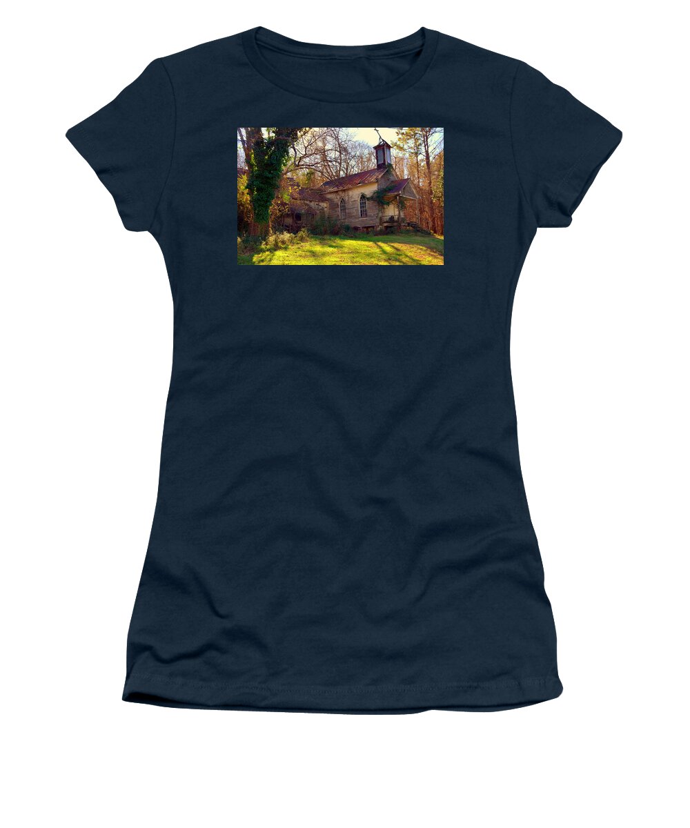 Lisa Wooten Photography Women's T-Shirt featuring the photograph St Simon Church Peak SC by Lisa Wooten
