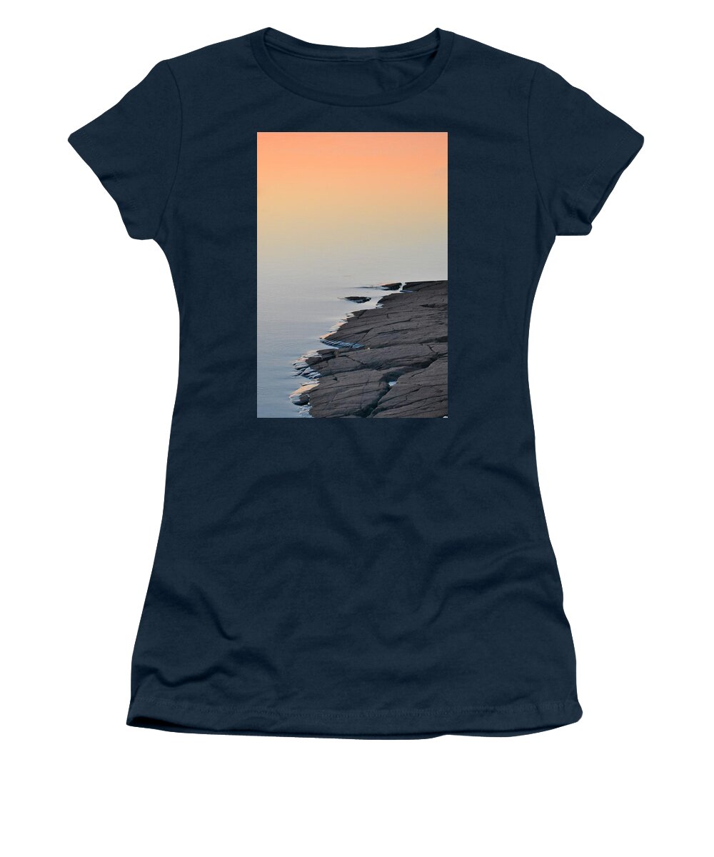 træt afslappet Evakuering Stoney Point Morning - North Shore - Lake Superior Women's T-Shirt for Sale  by Jan Swart