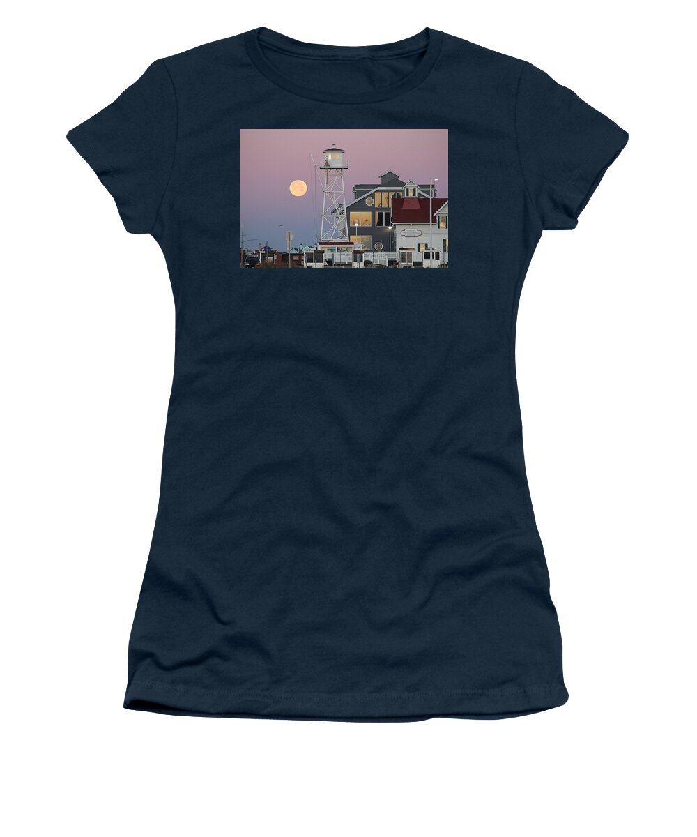 Moon Women's T-Shirt featuring the photograph Super Wolf Moon At The Watch Tower by Robert Banach