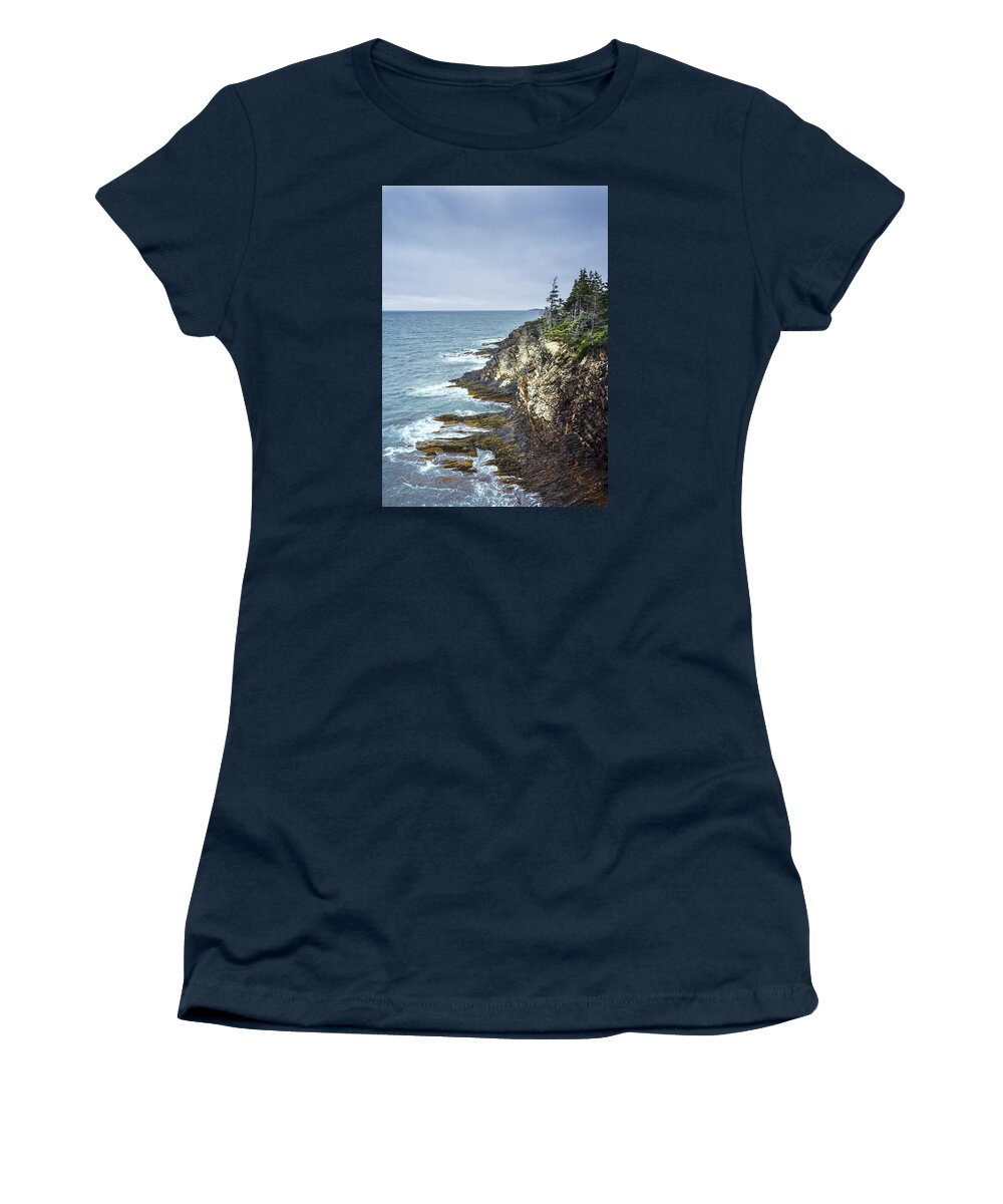 2015 Women's T-Shirt featuring the photograph The Ovens by Sandra Parlow