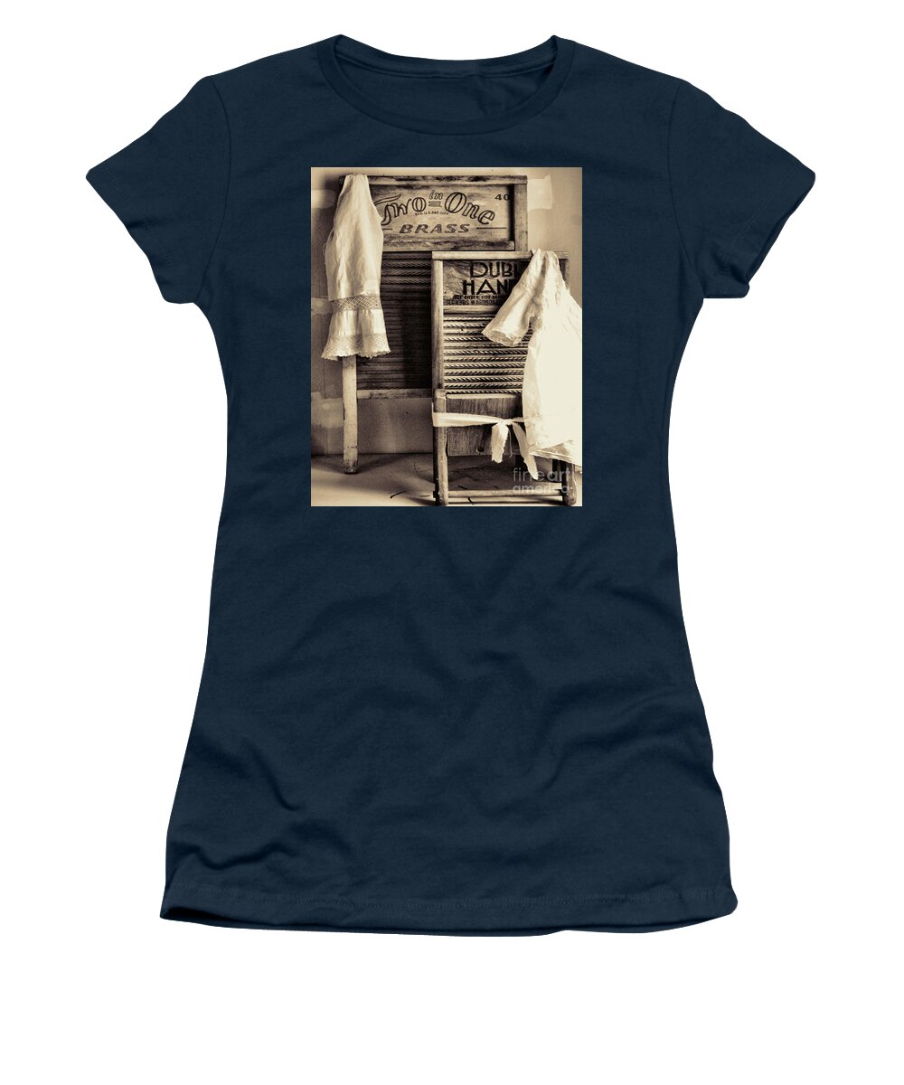 Vintage Laundry Room Women's T-Shirt featuring the painting Vintage Laundry Room by Mindy Sommers